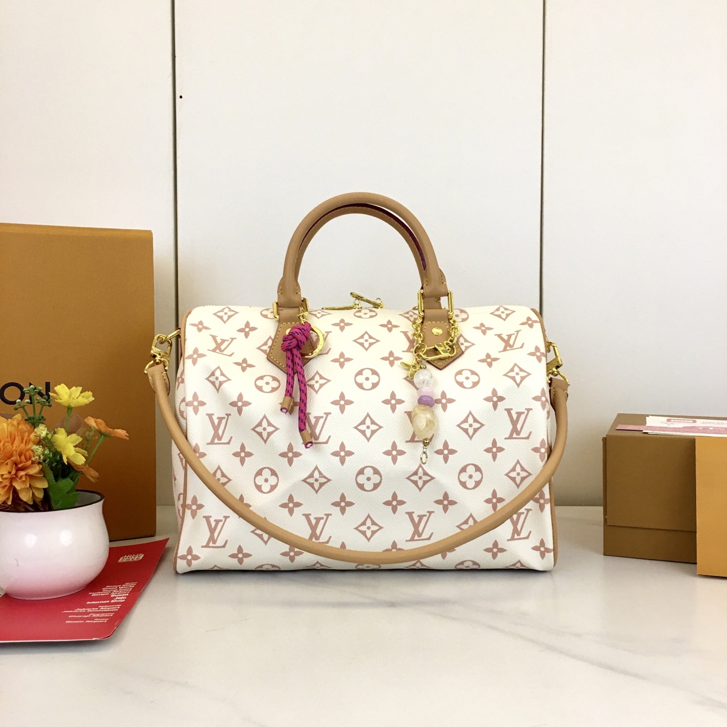 Louis Vuitton M15108
