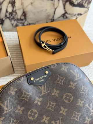 LV Be Alma Monogram Canvas Women Chain Crossbody Bag