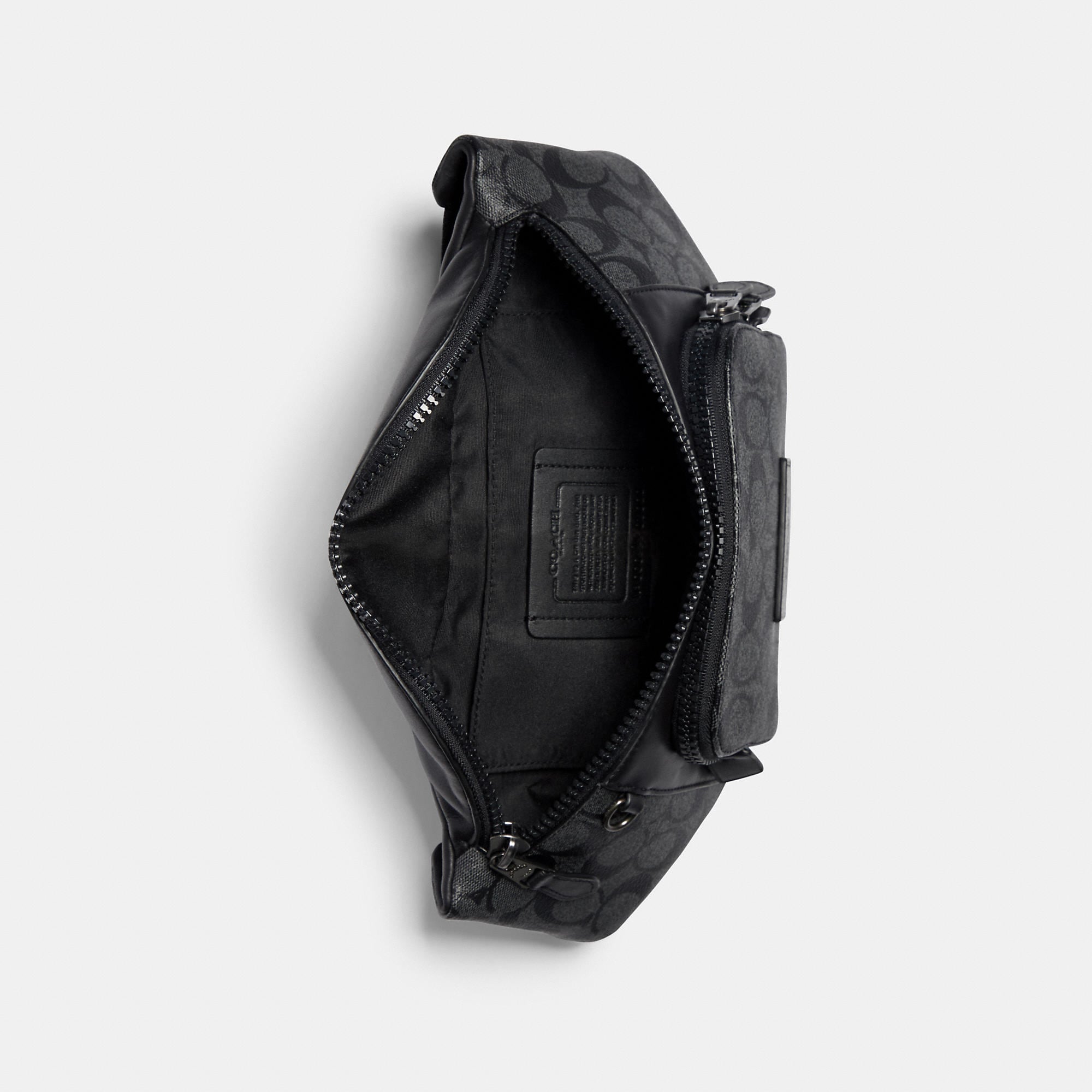 COAthtCH Classic handbags