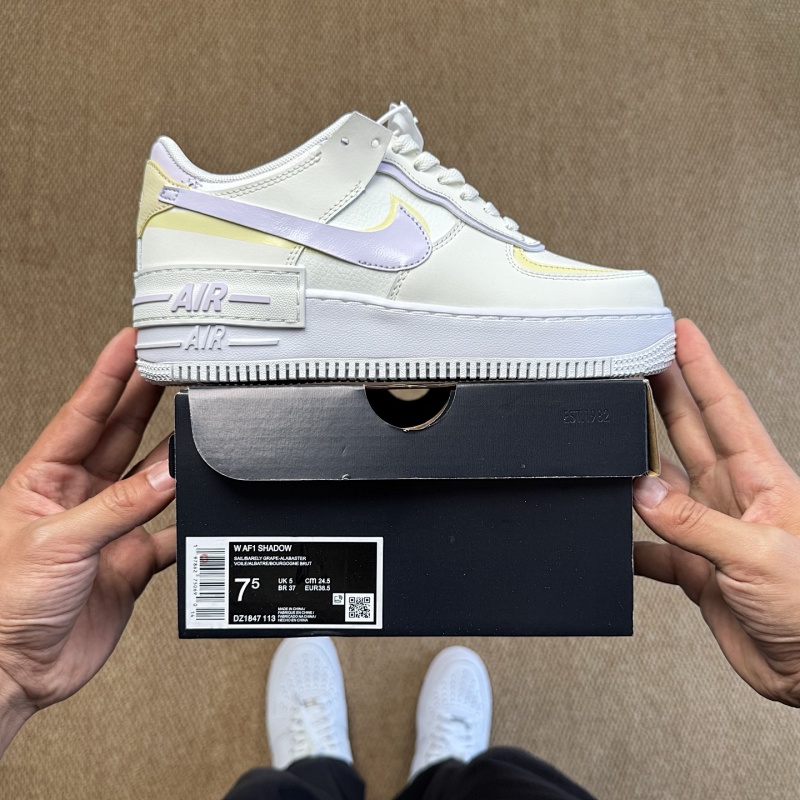 Nike Air Force 1