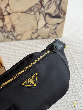 Prada Large Re-Nylon Belt Bag With Triangle Logo