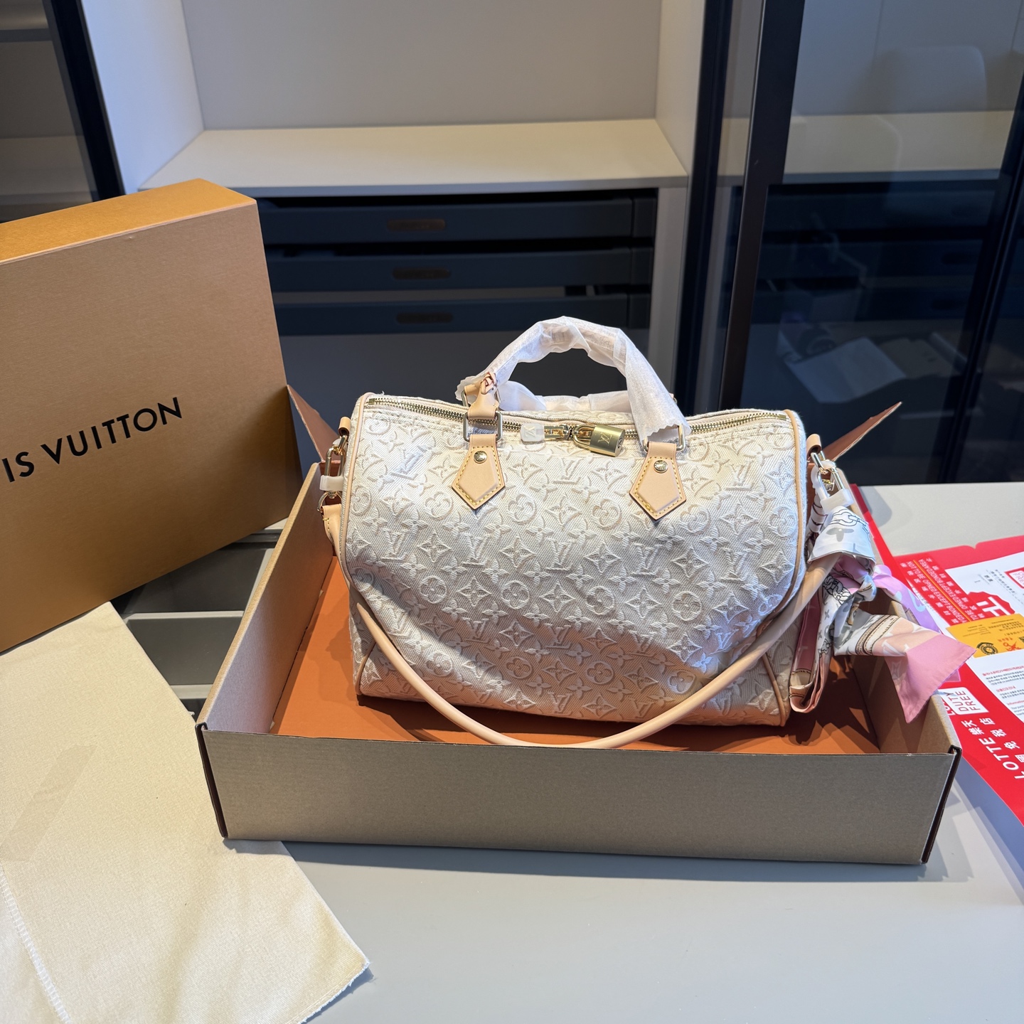 Louis Vuitton embossed jacquard Speedy 30 pillow bag