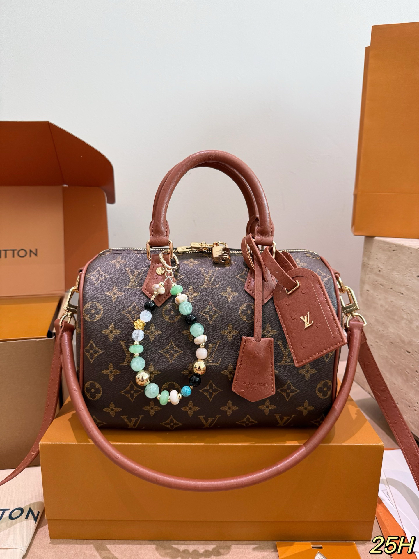 LV speedy 25 handbag