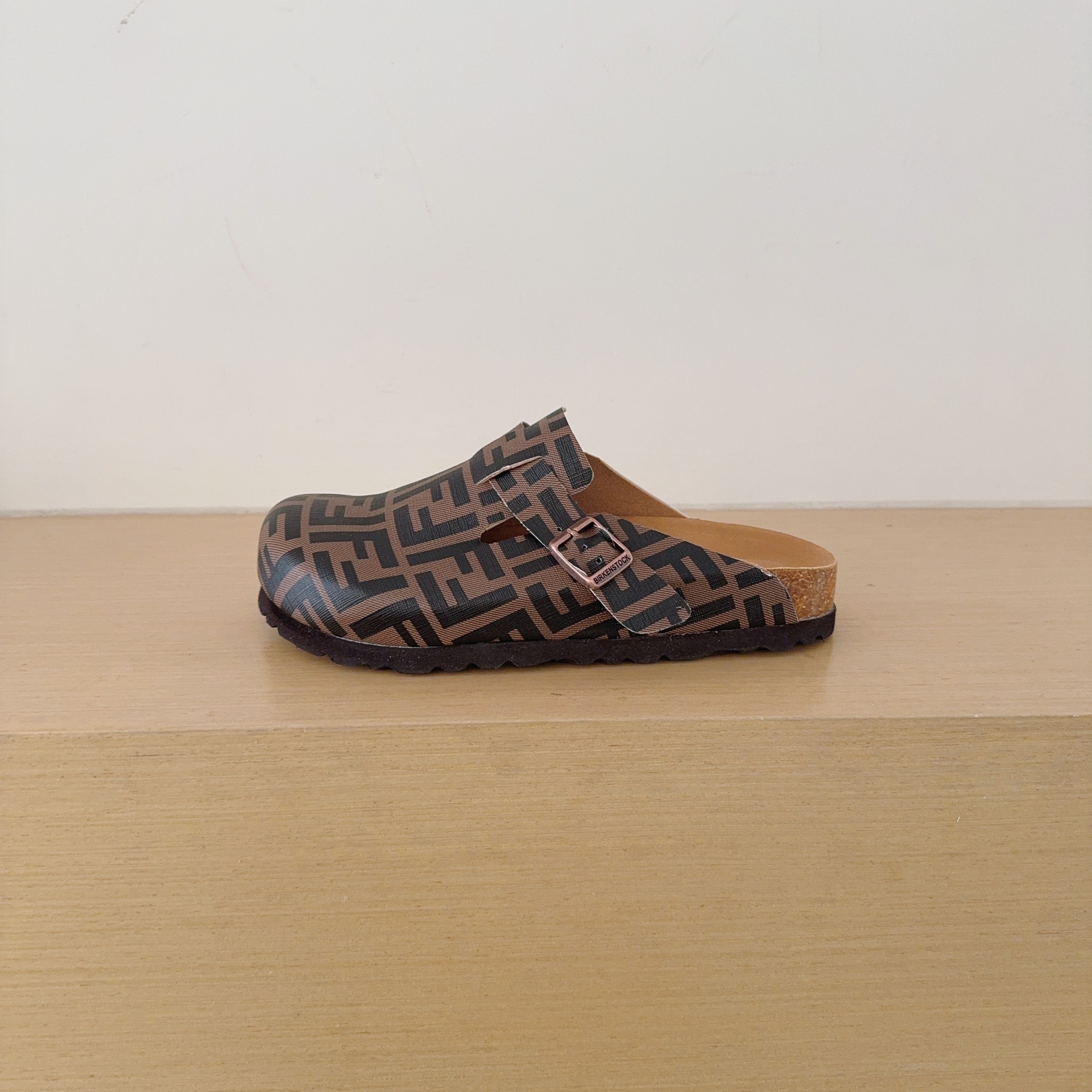 UGG Kids FF Check Birken-Style Clogs Adult And Kids