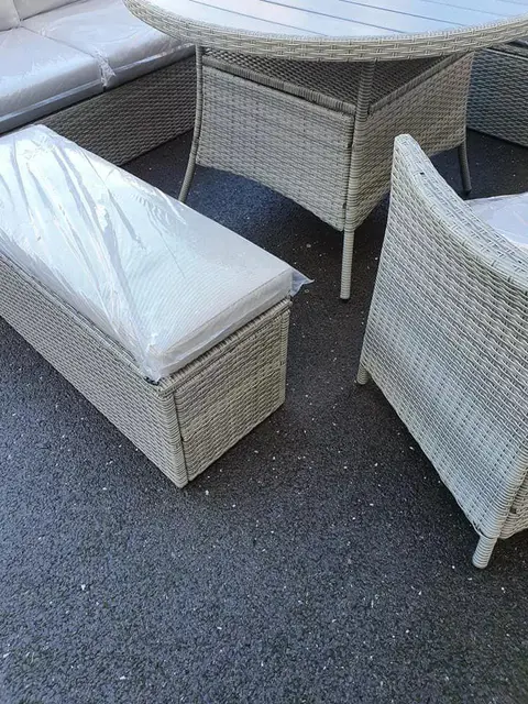 9 seater luxury set of garden furniture in grey rattan