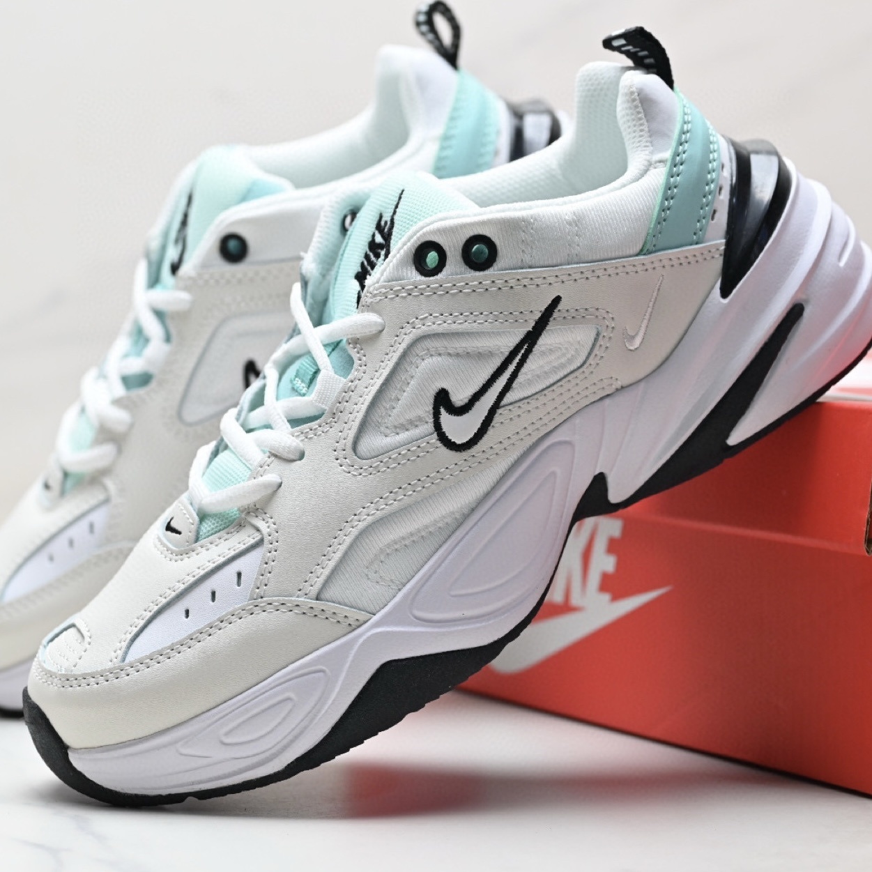 Nike M2K