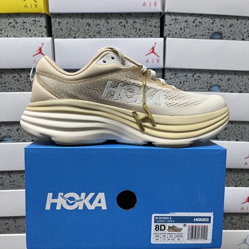 Hoka Bondi 8 Sneakers