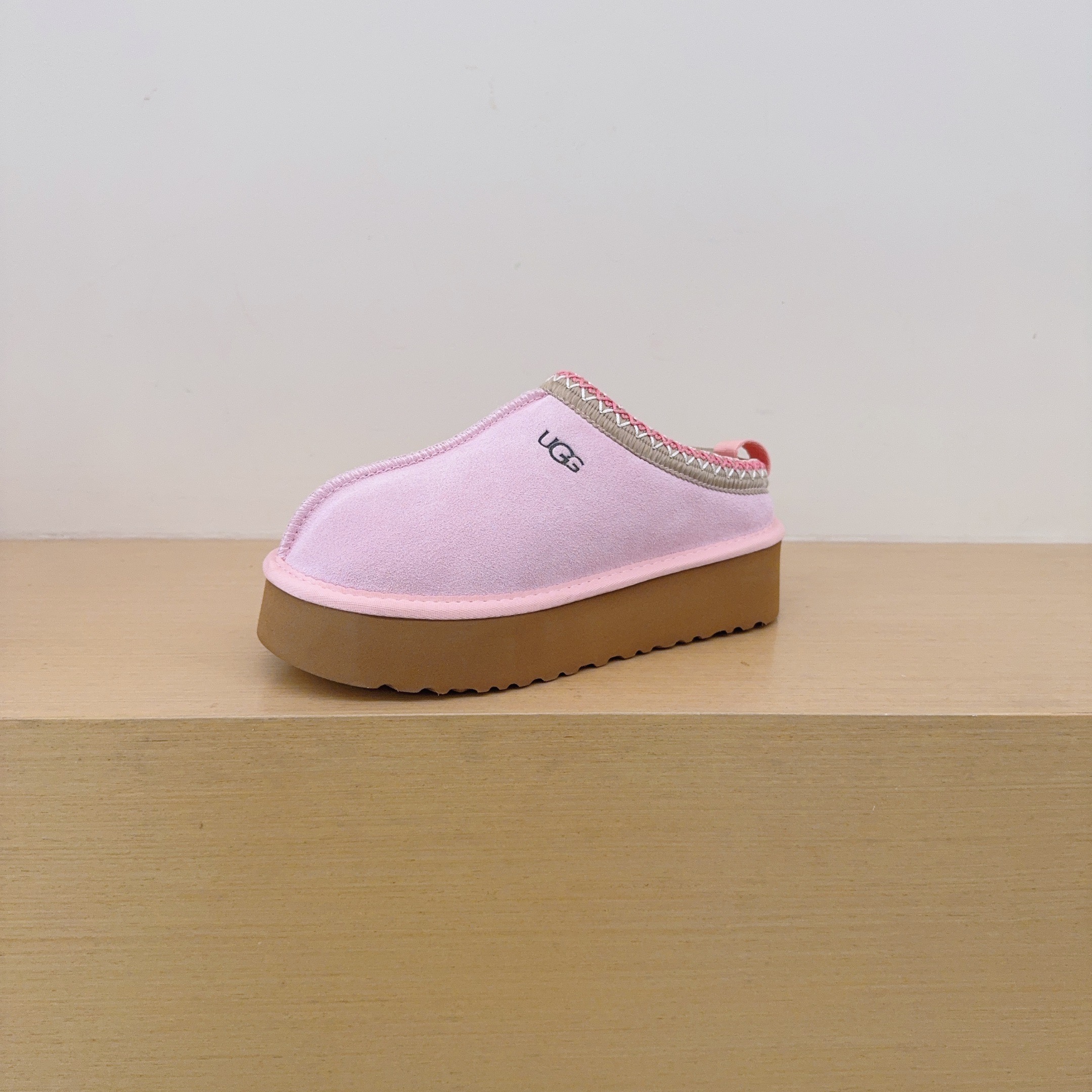 UGG Kids Ethnic Pattern Platform