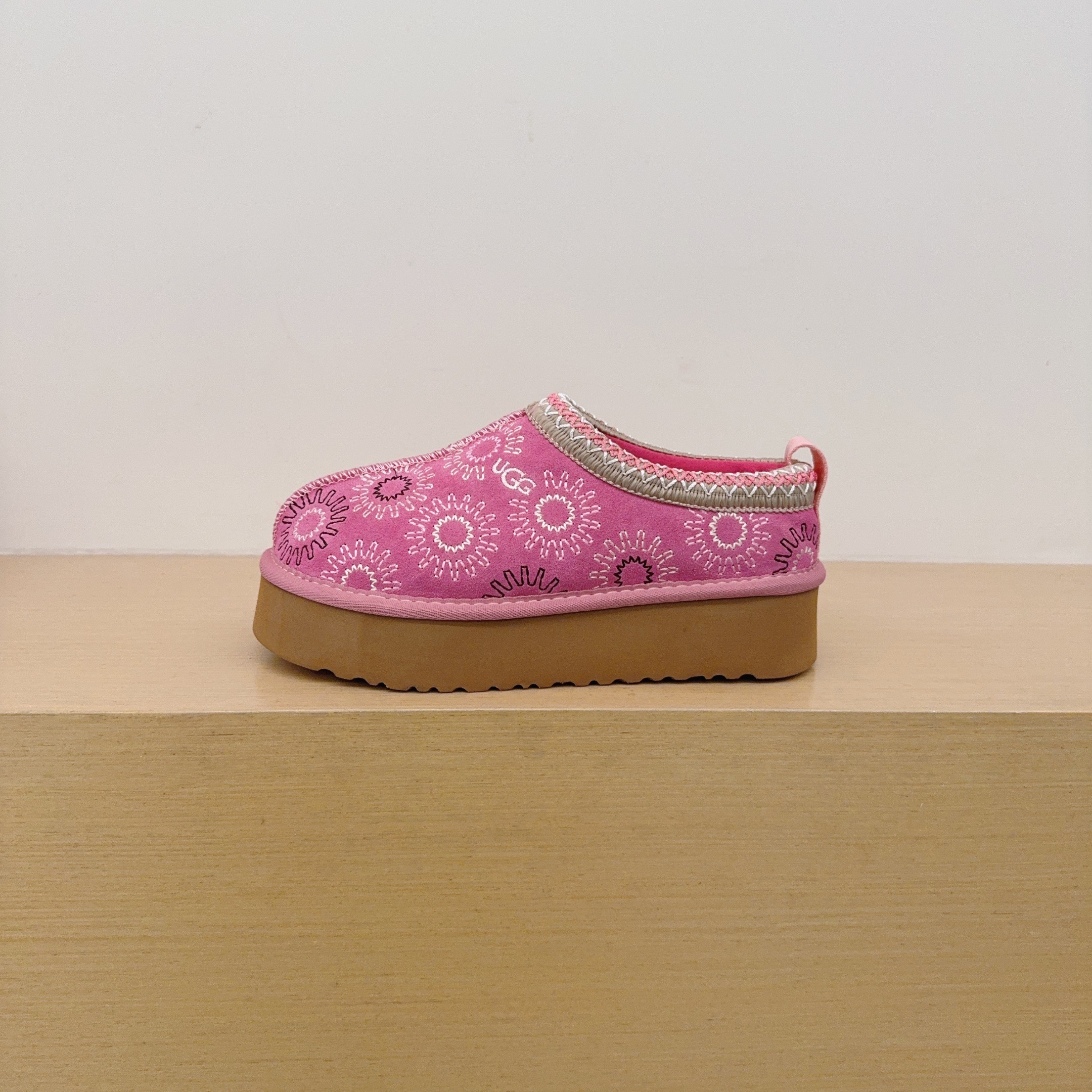 Embroidered Sun Platform
