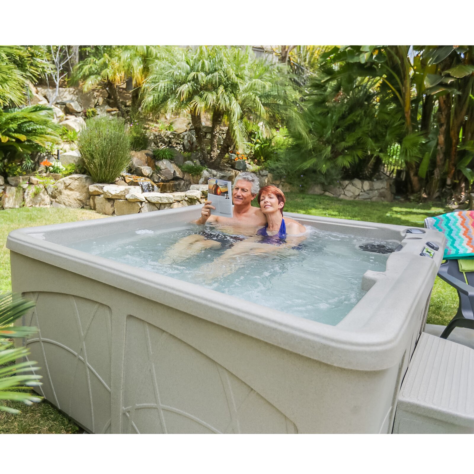 Lifesmart Spas Lifesmart 5 - Person 28 - Jet Rectangular Plug &