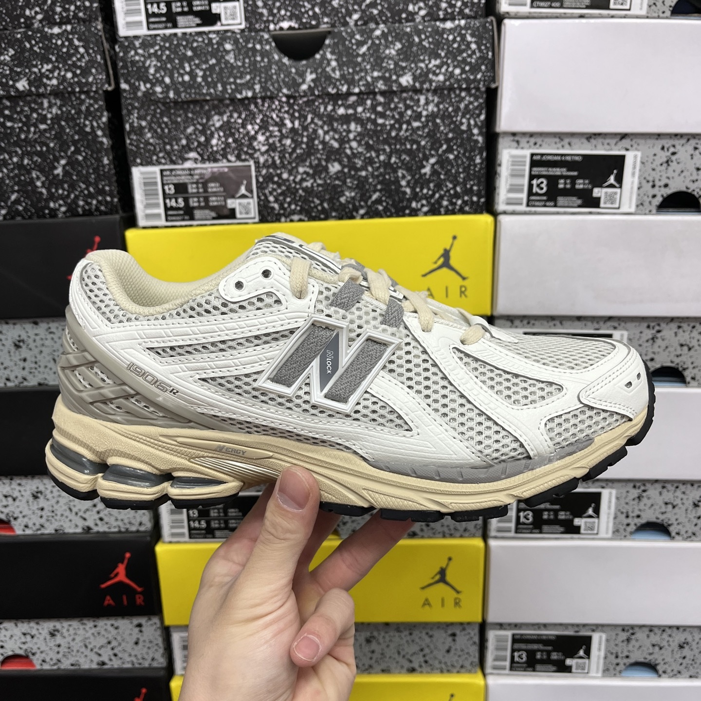 New Balance 1906 Sneakers detail 3