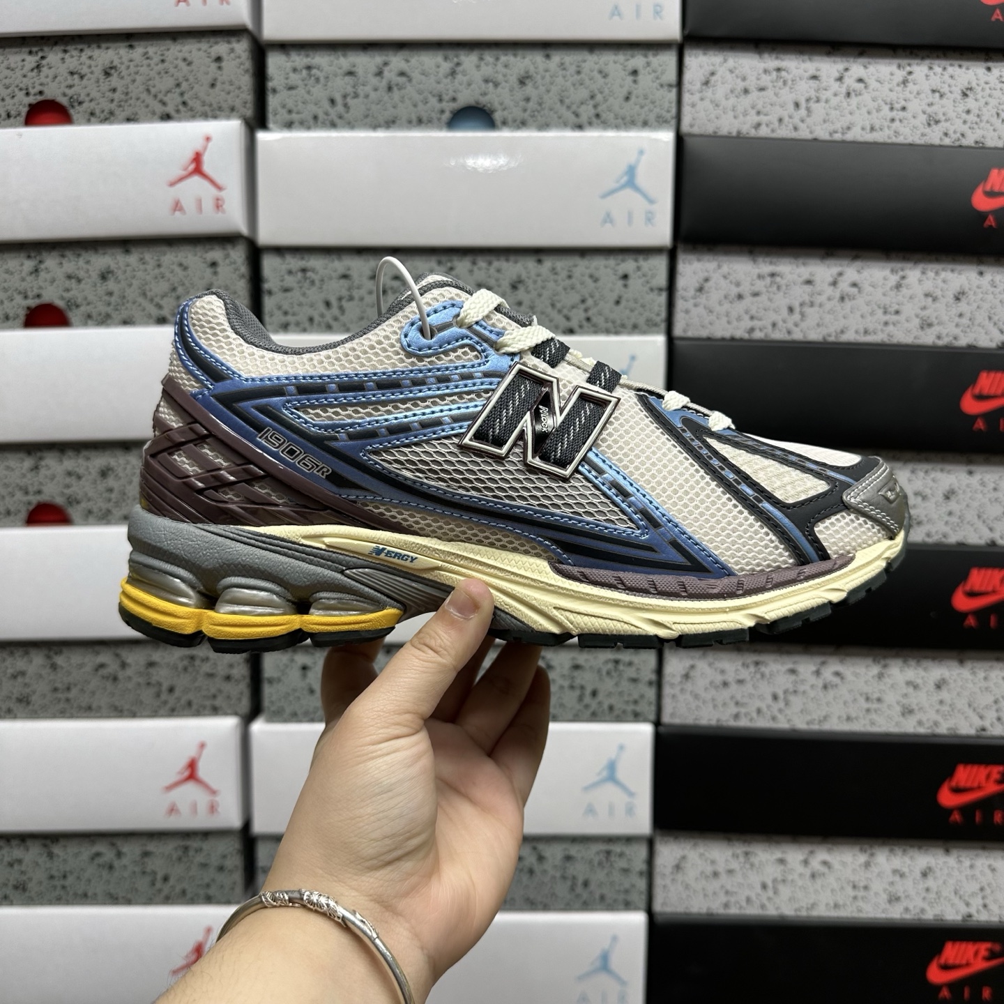 New Balance 1906 Sneakers detail 1