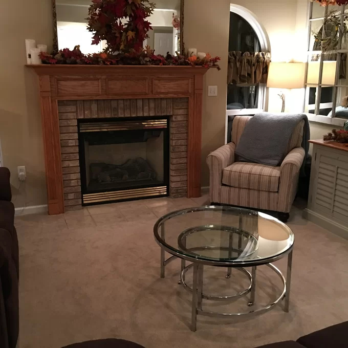 Cambrie 2 Nesting Tables