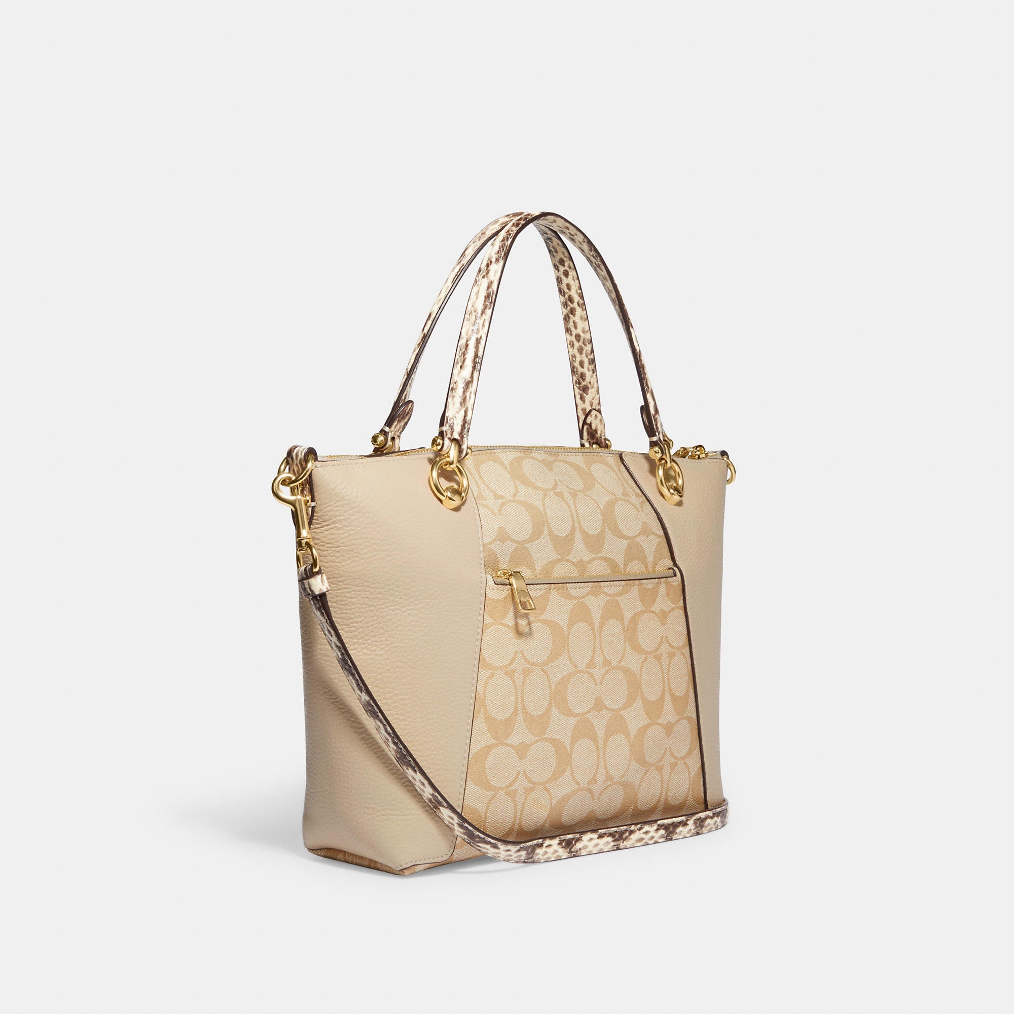 COAthtCH Classic handbags