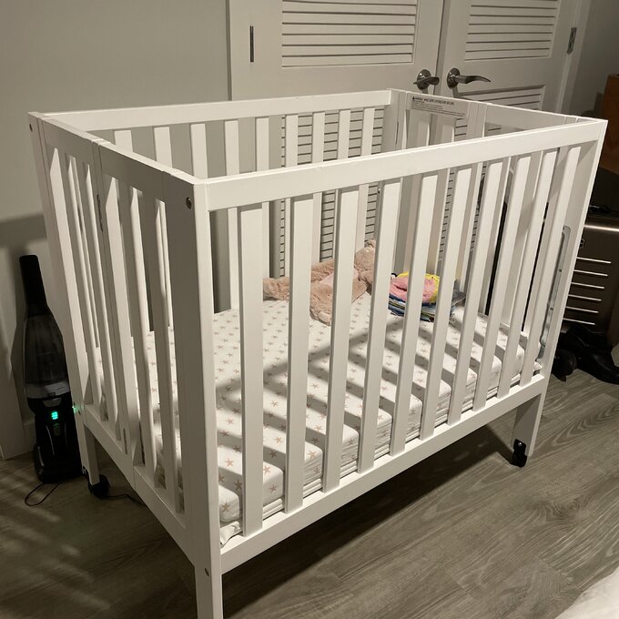 Gelato 4-in-1 Convertible Crib