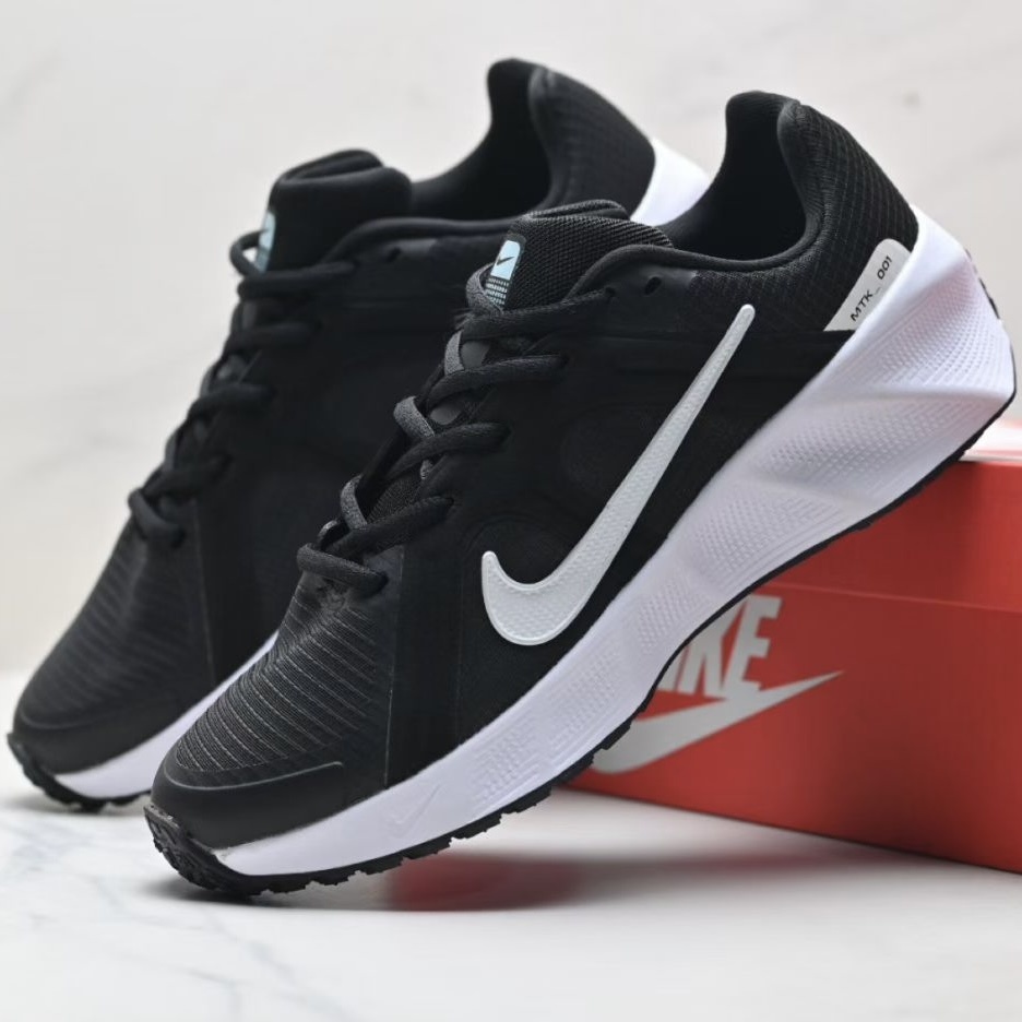 Nike Metro TEK