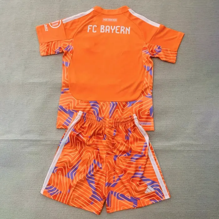 Kids Bayern Munich Goalkeeper Jersey Suit 26/27