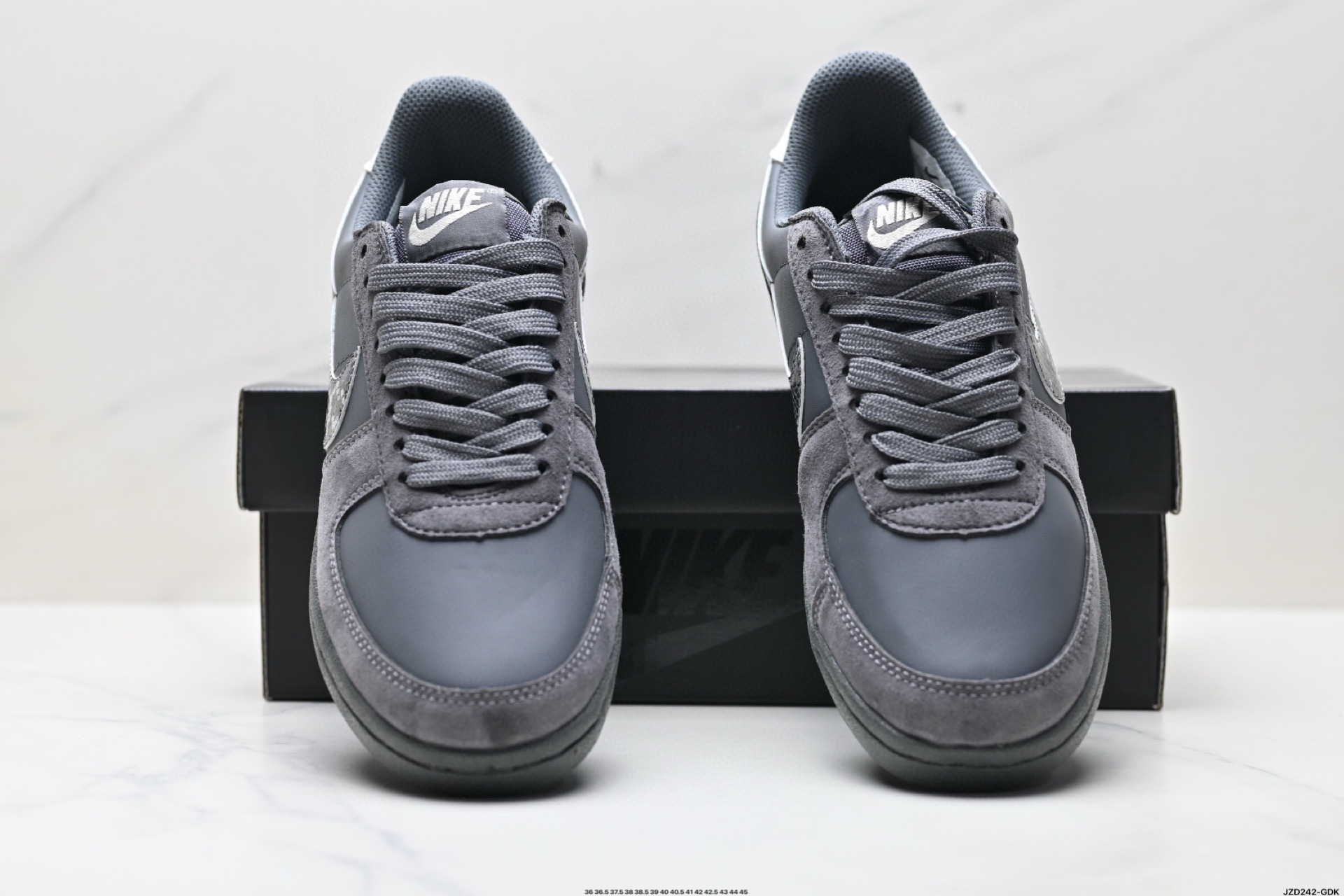 Nike Field General 82