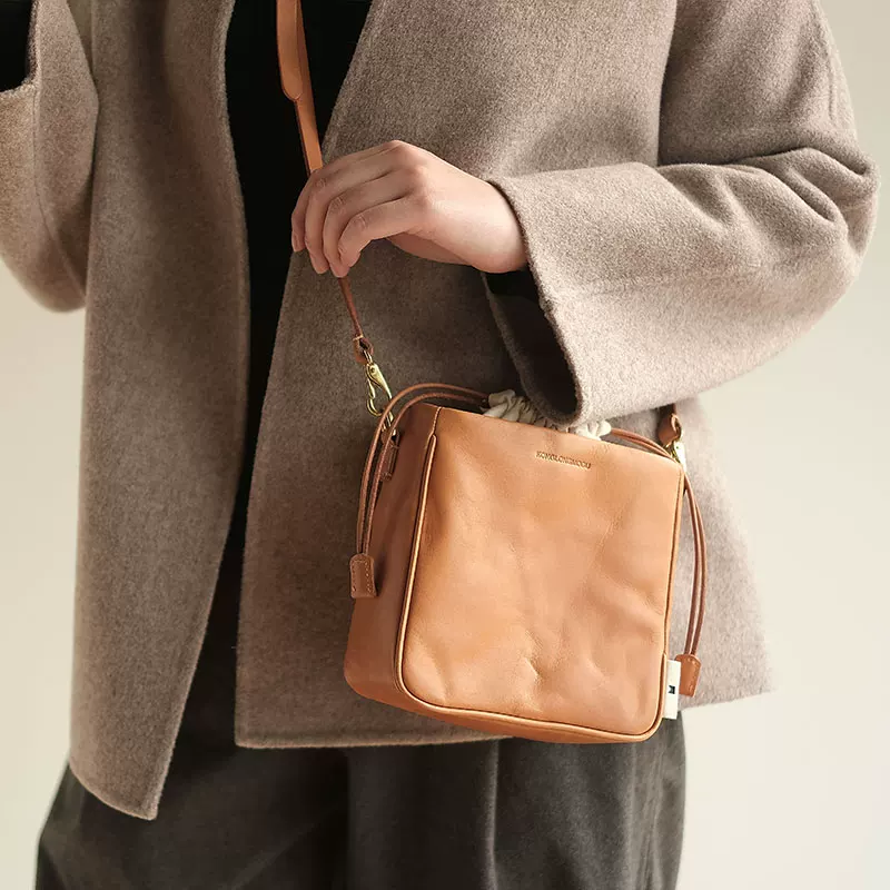 Women's bag drawstring shoulder bag