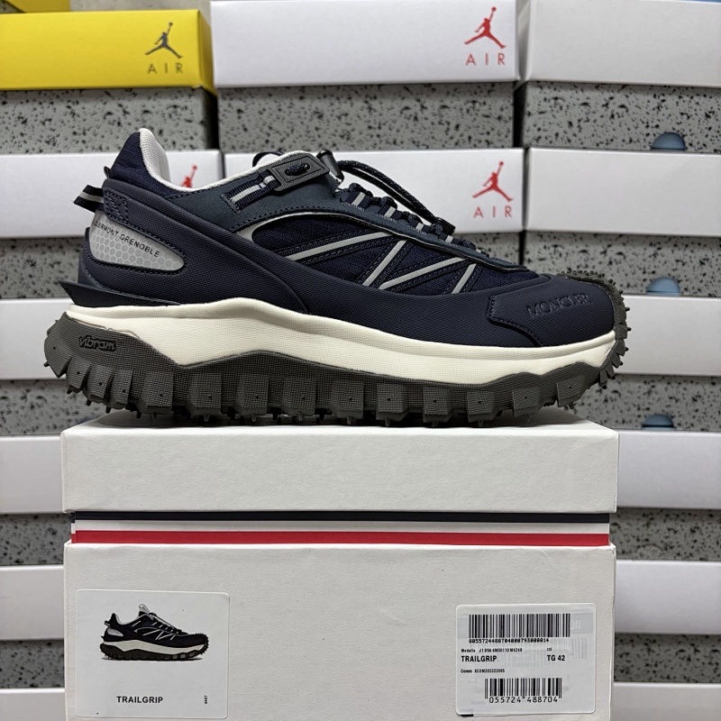 Moncler Trailgrip Gore-Tex 10