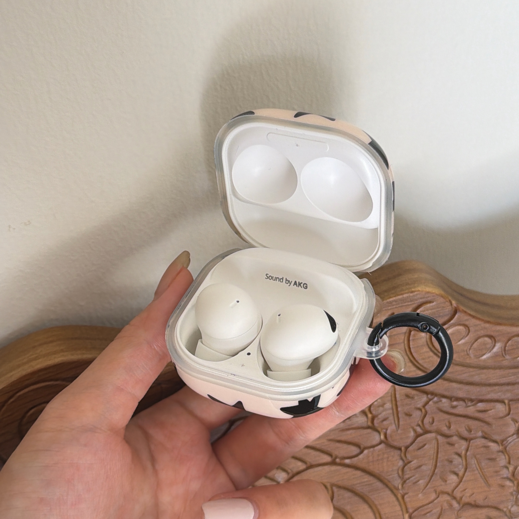 Earphones Bluetooth Earphone Precise Fit - back view
