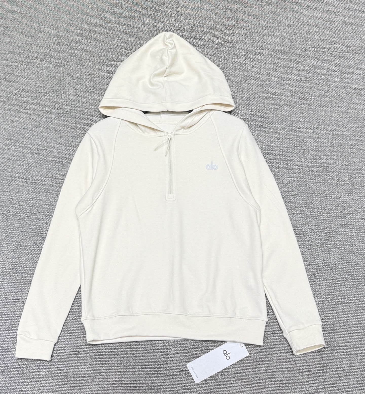 Alo Yoga Quarter‑Zip Hooded Pullover Sweatshirt