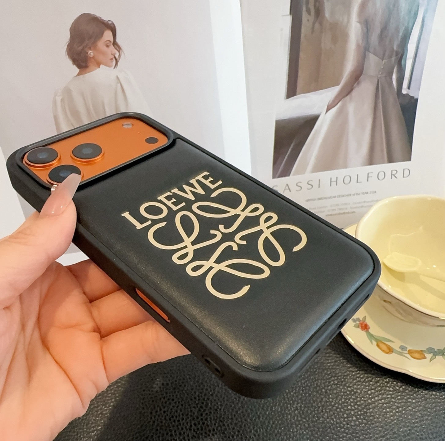 Loewe Hot Stamping Full-Cover Phone Case