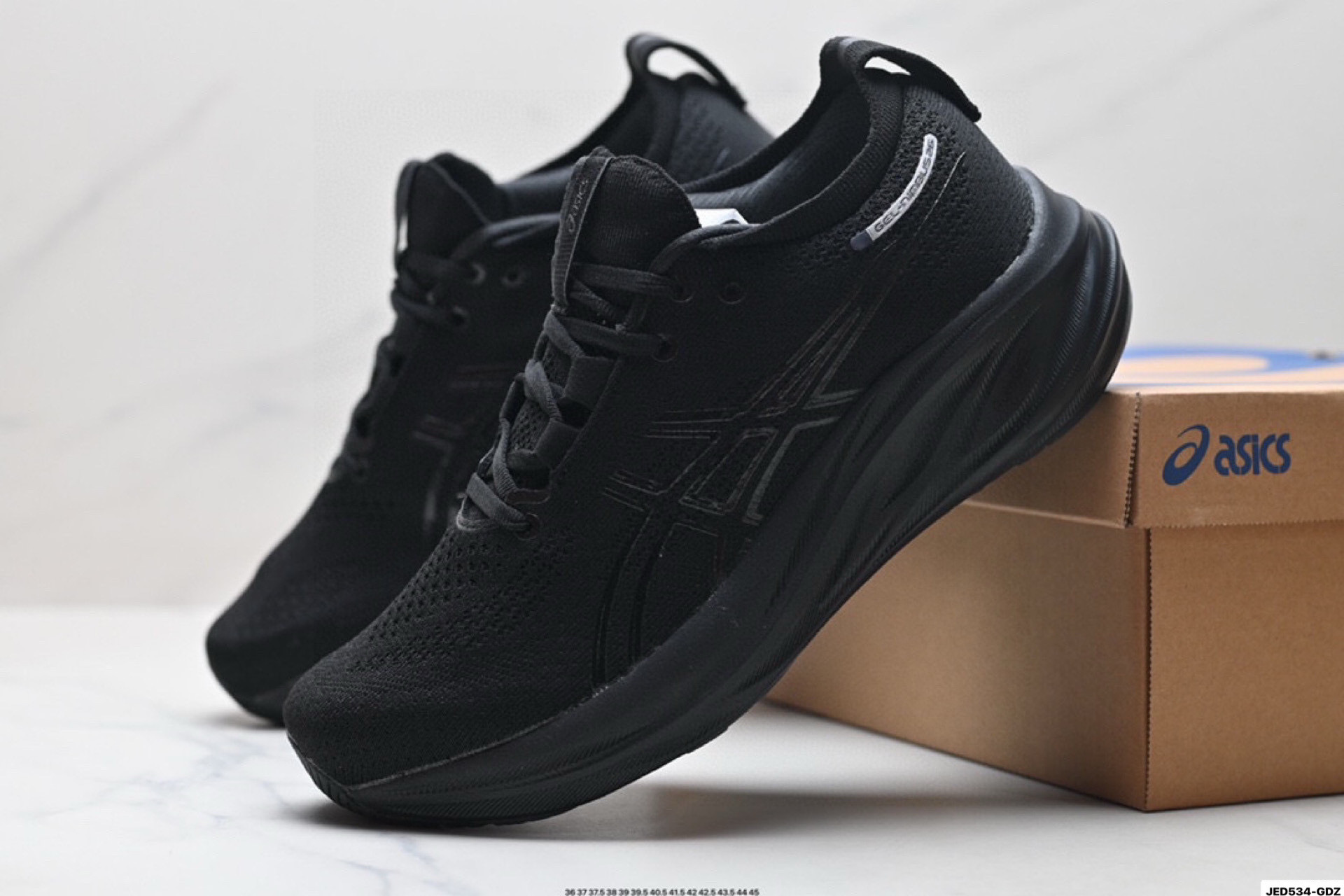 ASICS Gel-Nimbus 26