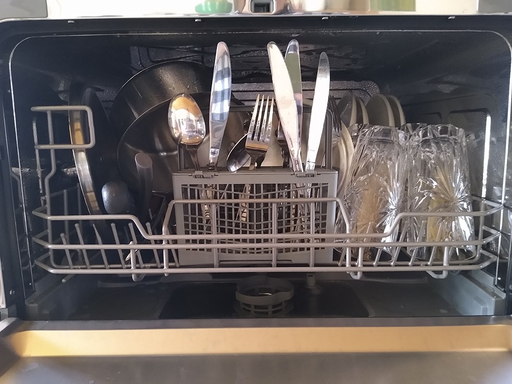 Countertop Dishwasher with 6 Place Settings