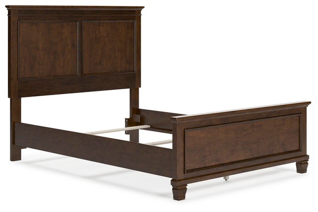 Lanolee / Fortman / Danabrin Panel Bed