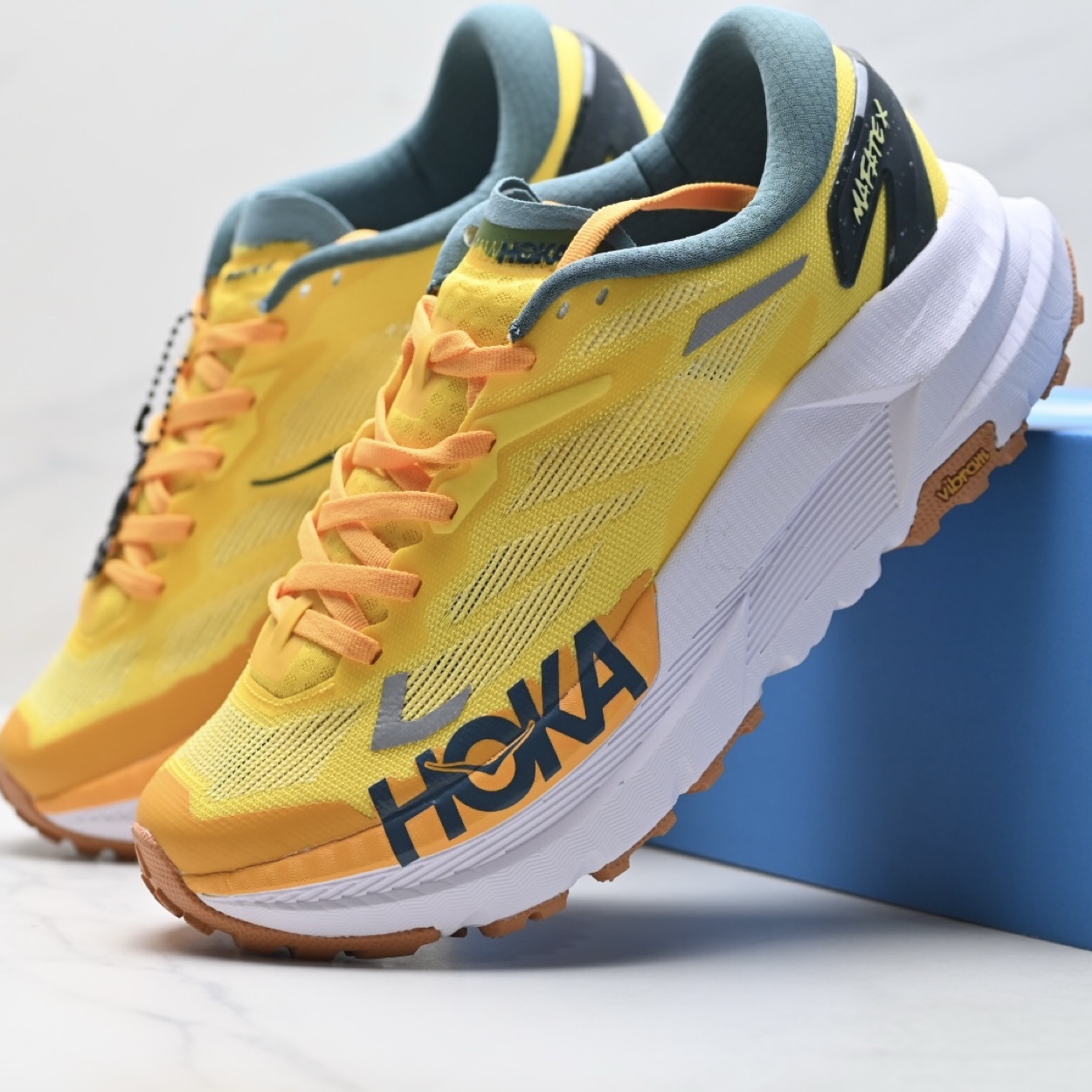 HOKA Mafate X
