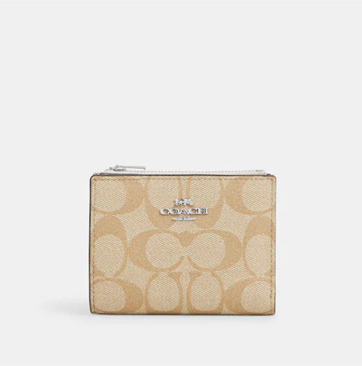 COAthtCH Classic Wallet