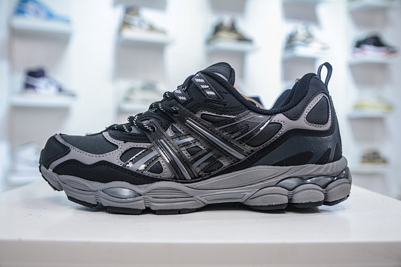 ASICS Running Shoes product