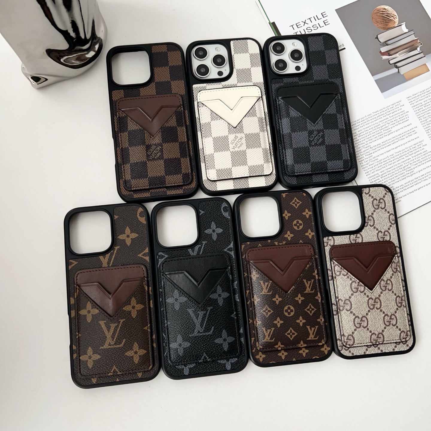 LV & Gucci Carbon Fiber Pattern Phone Case - Premium Material with Leather Finish, V-Shaped Card Holder