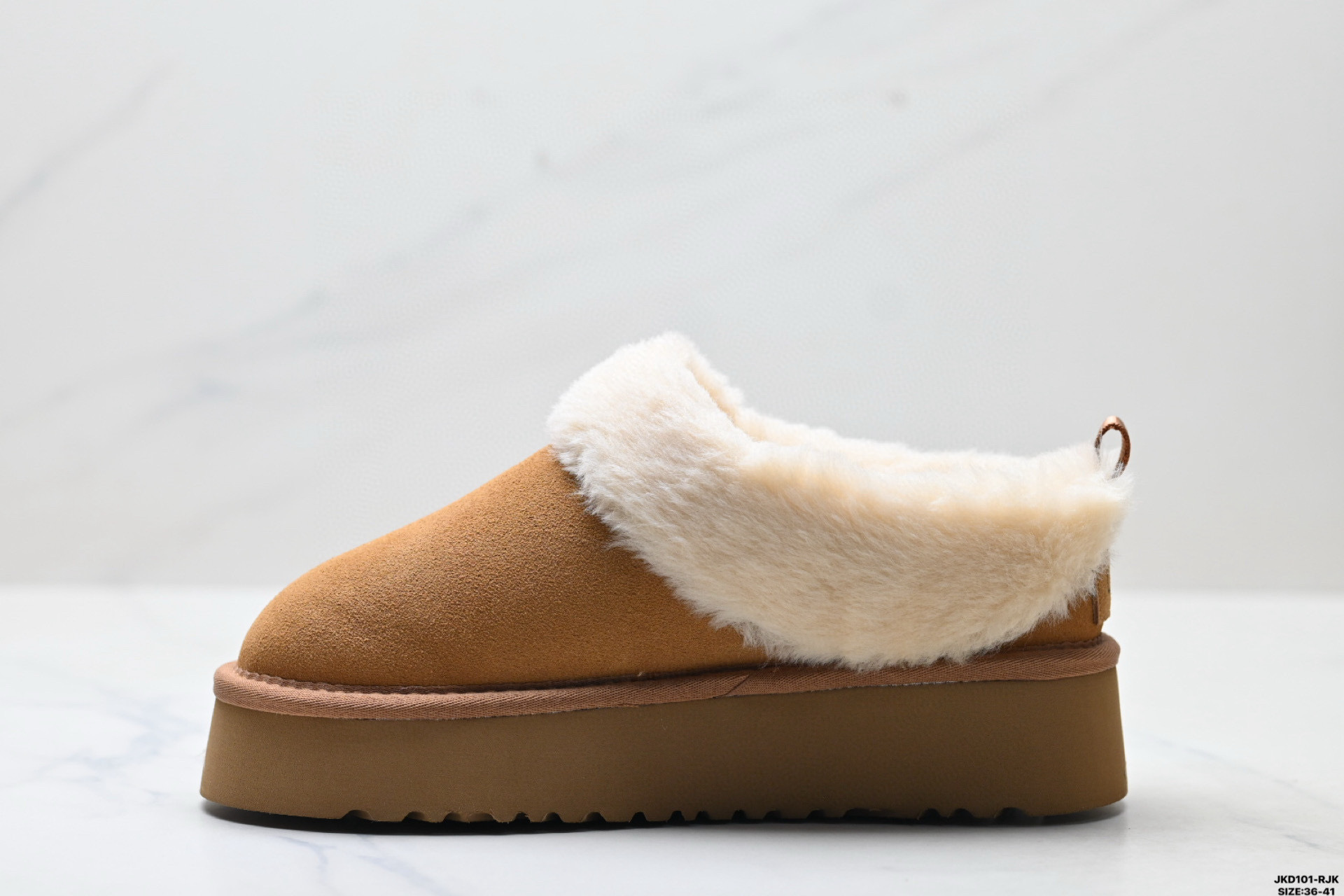 UGG Classic Clear Mini Detail 26