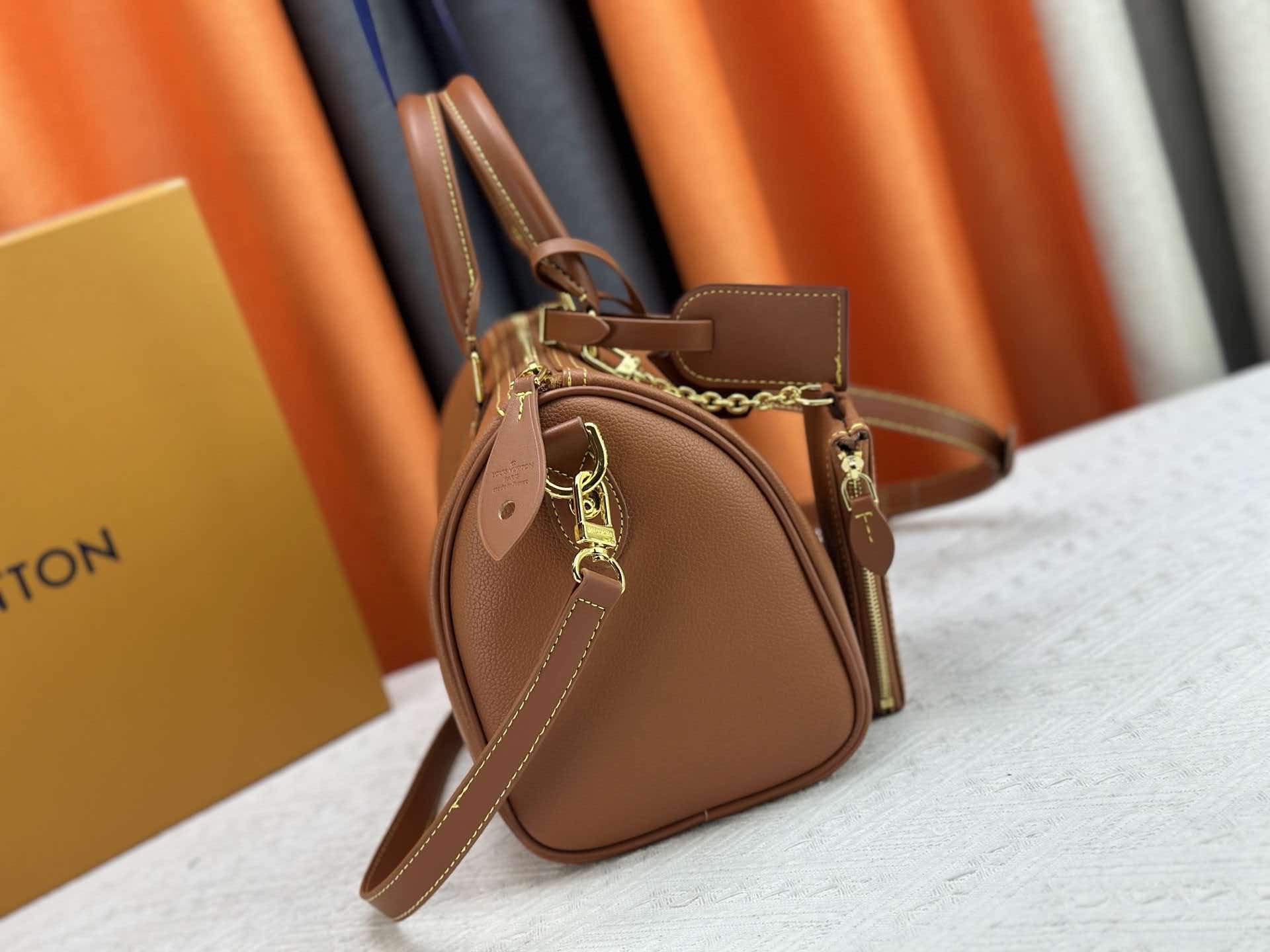 Louis Vuitton Speedy P9 Bandoulière 40 bag
