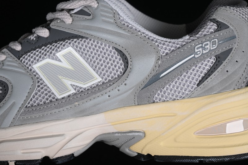 New Balance 530