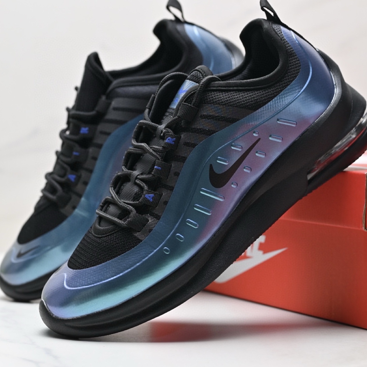 Air Max Axis 8