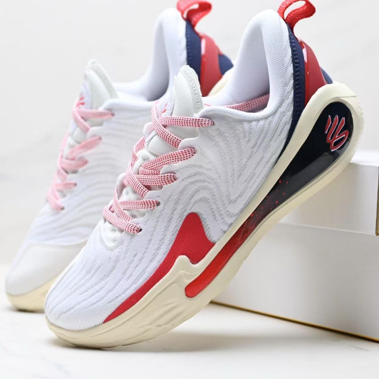 Under Armour Curry 12