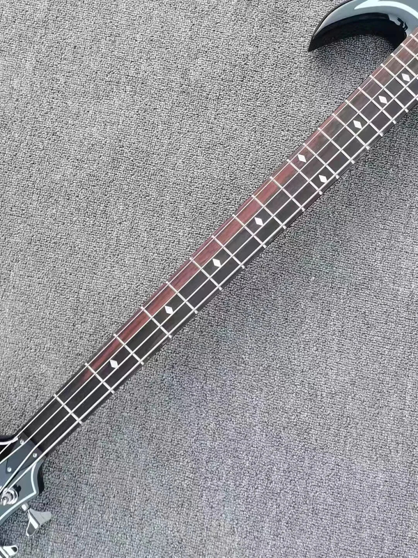 Top 4-string Punisher Kisses Gene Simmons Black AXE Electric Bass Guitar Peach