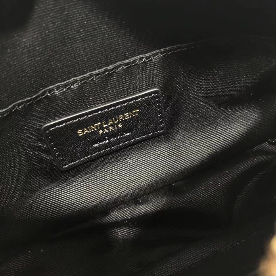 YSL Saint Laurent Lou Belt Bag detail 1