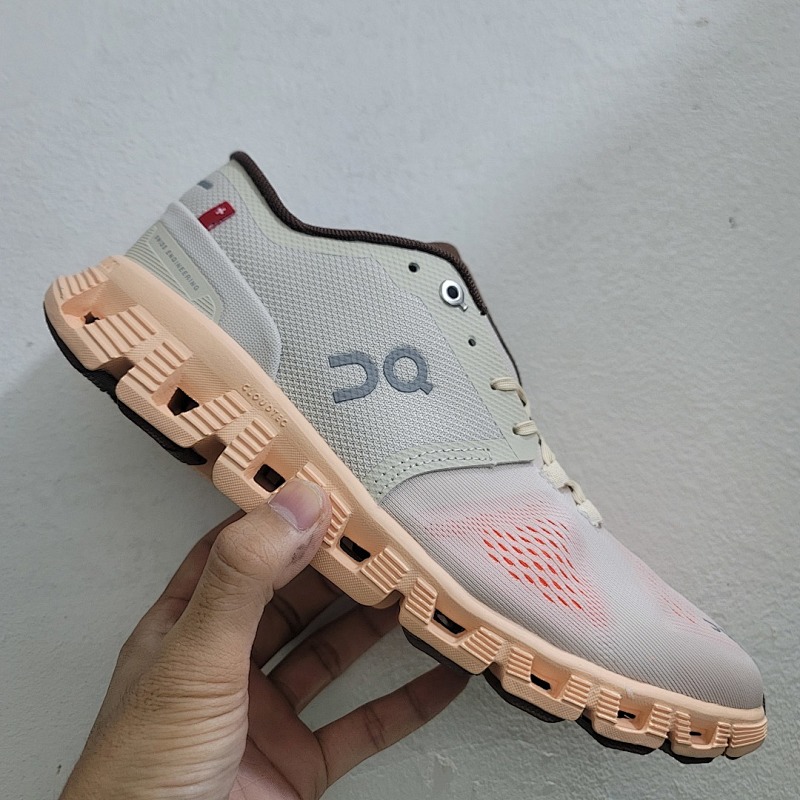 On Cloud 5 colour options