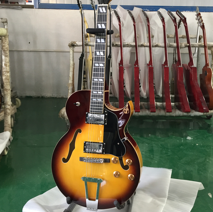 Hollow Body ES 175 Electric Guitar Sunburst Chrome Hardware Black Fretboard Top