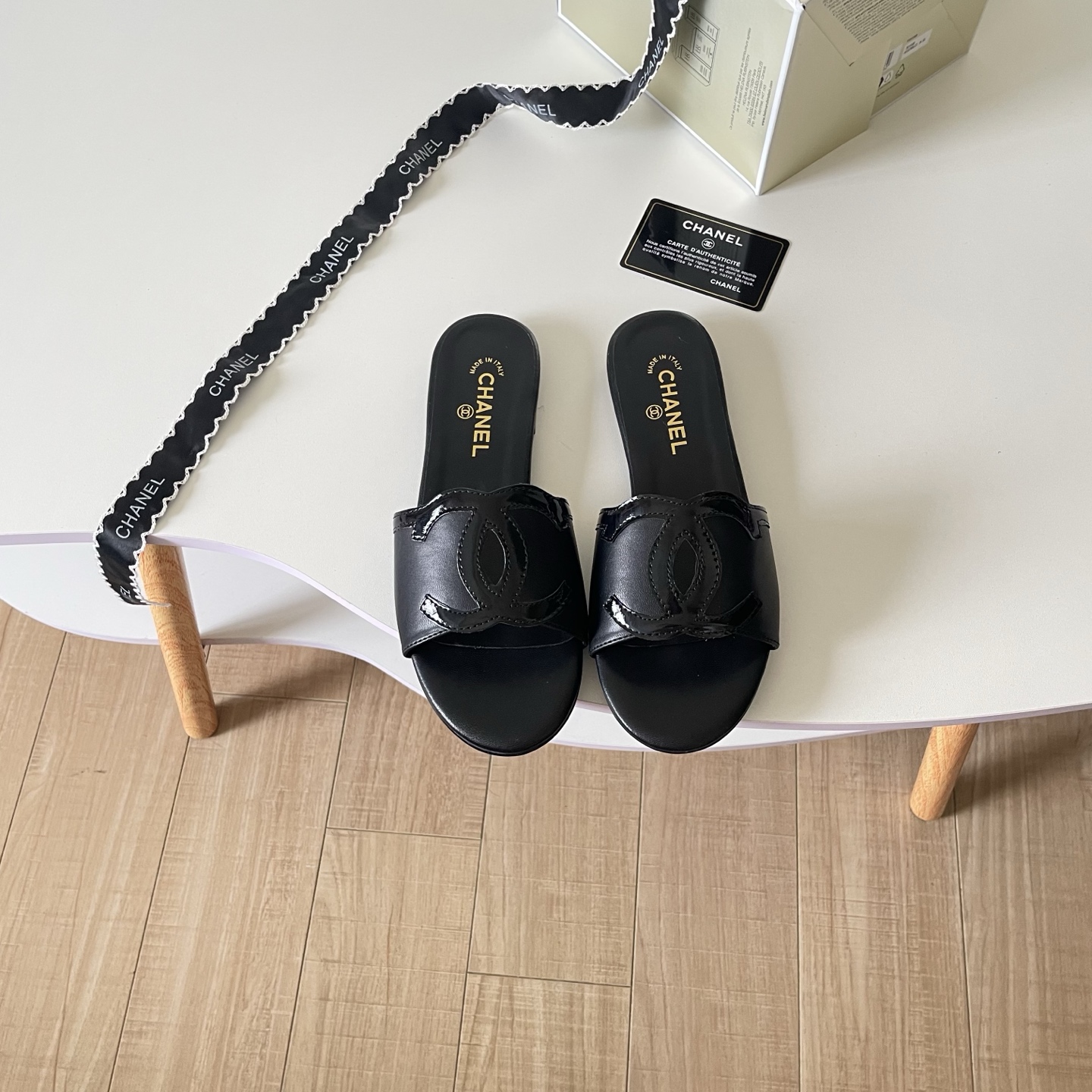Chanel Contrast Logo Slide Sandals - Black & White