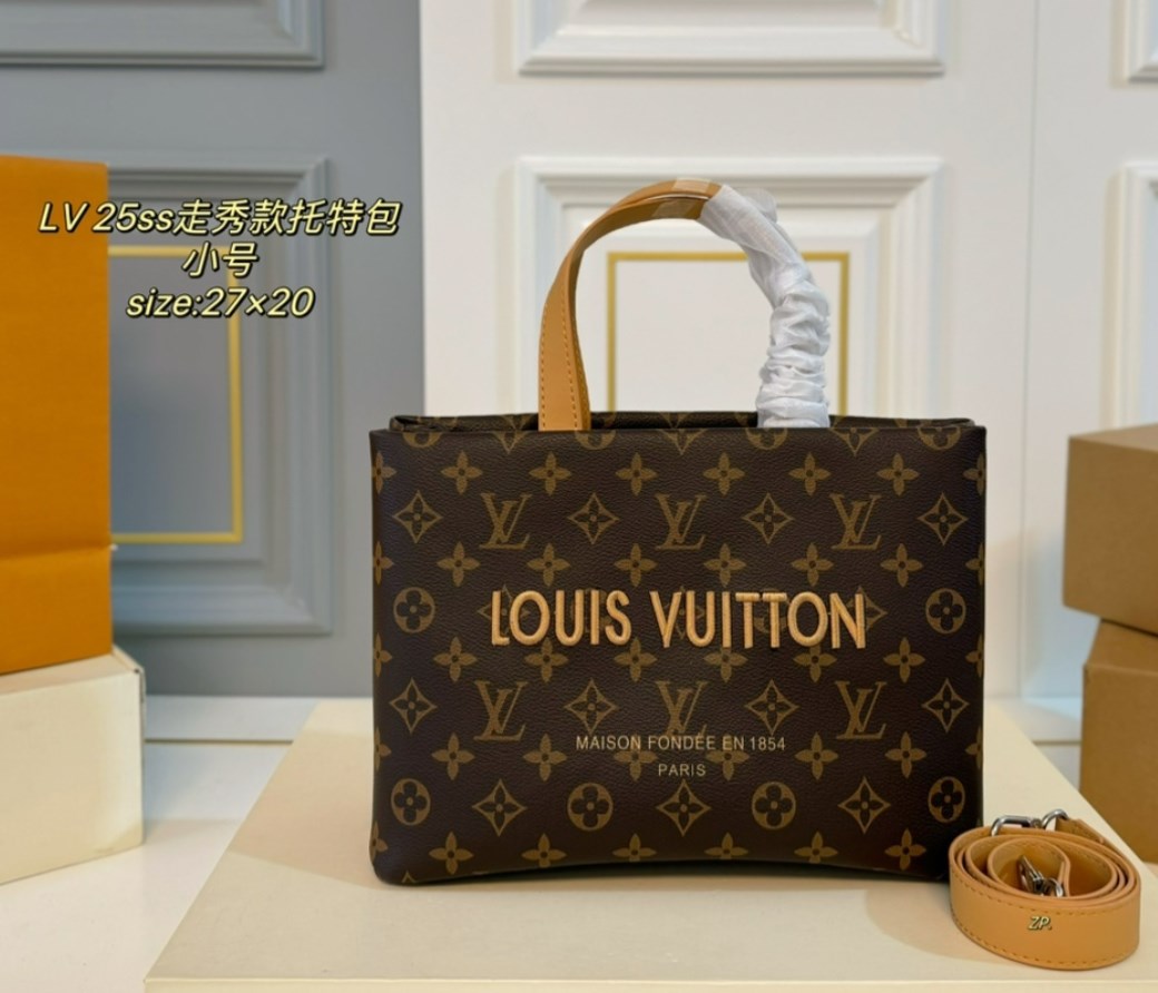 LV Louis Vuitton's SHOULDER handbag