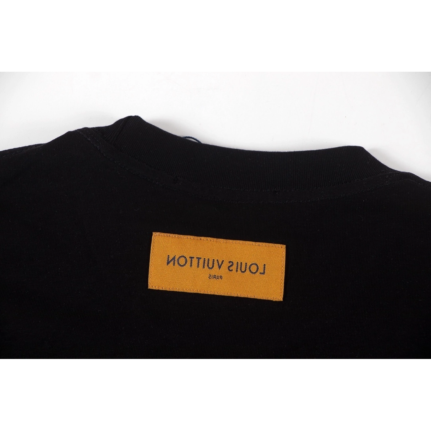 Louis Vuitton T-shirt W2643