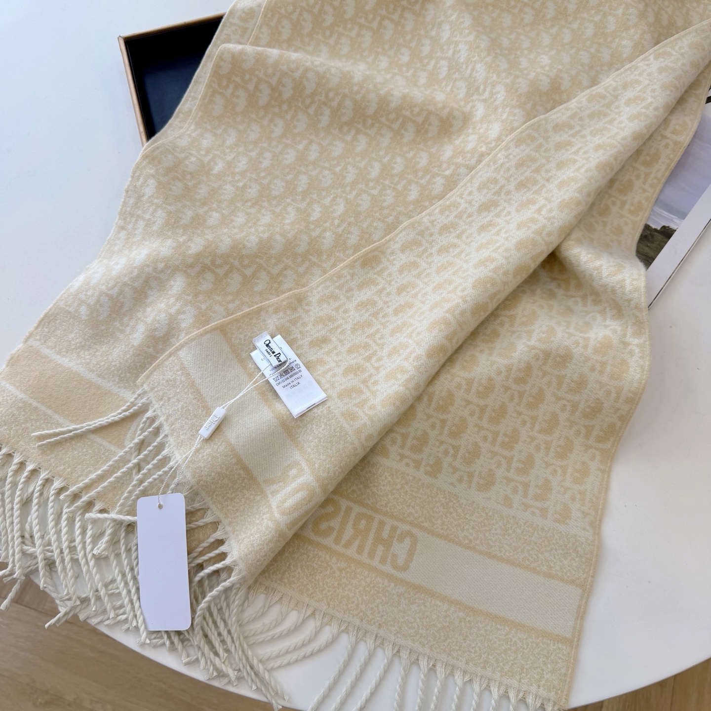 Dior Logo Jacquard Shawl Beige 180 x 45 cm product images