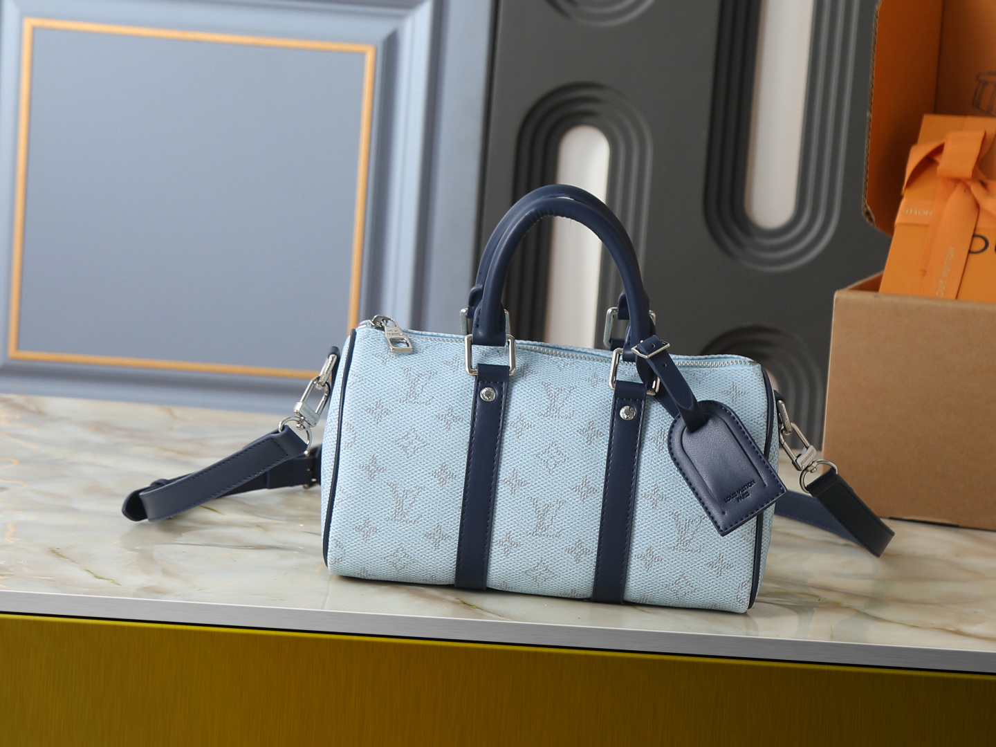 LV Keepall Bandoulière 25 bag