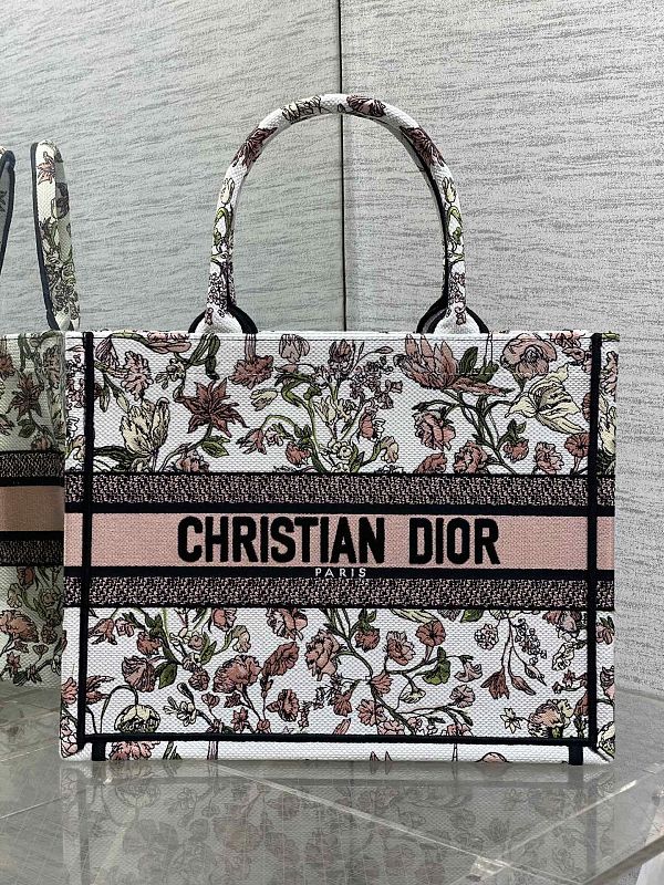 Dior Book Tote Medium Vintage Floral
