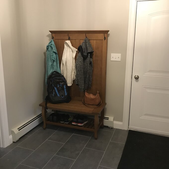 Bernnadette 40'' Wide Pine Solid Wood Hall Tree with Bench